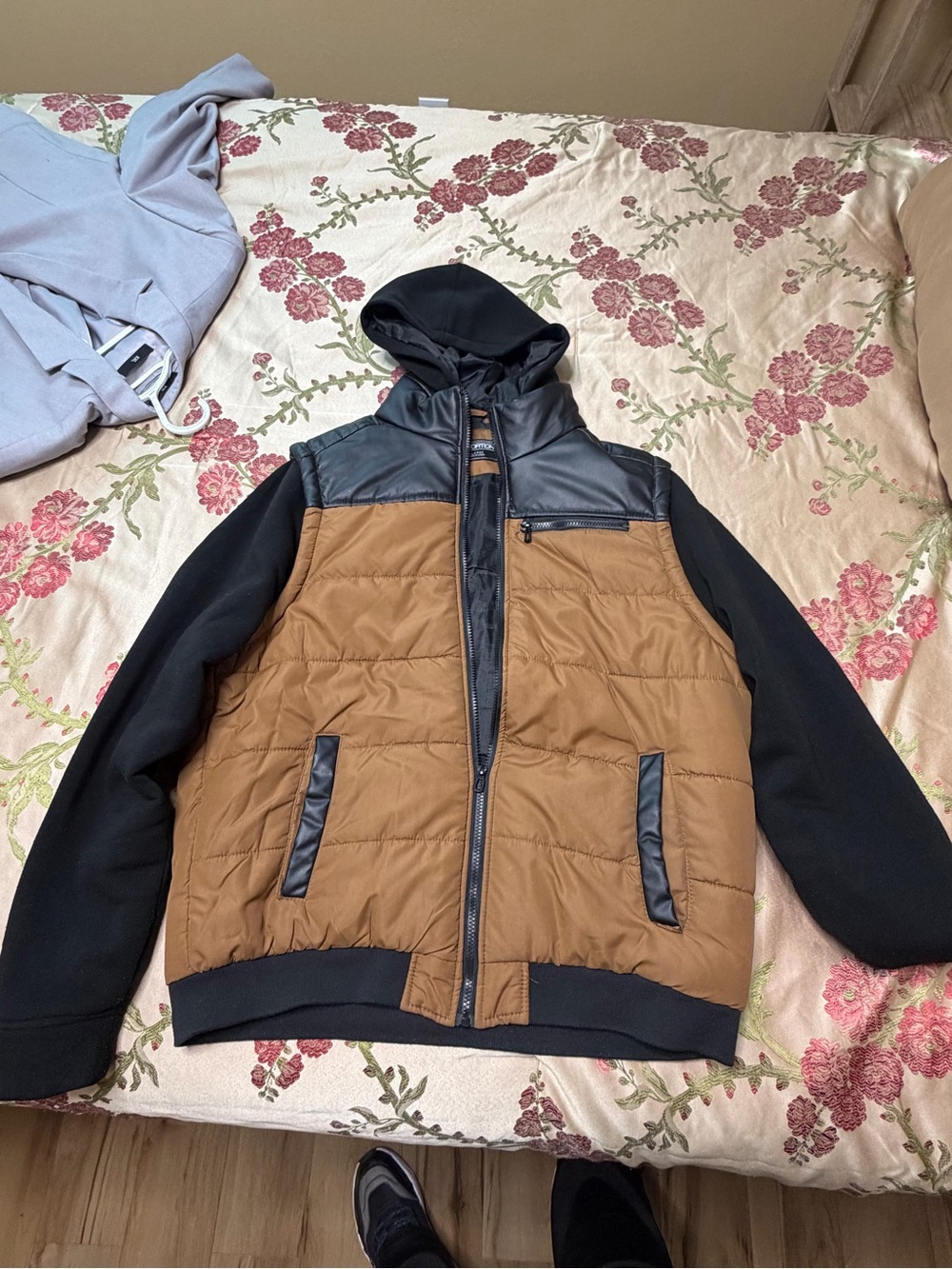 Men's Hooded Quilted Puffer Jacket - Brown with Black Accents